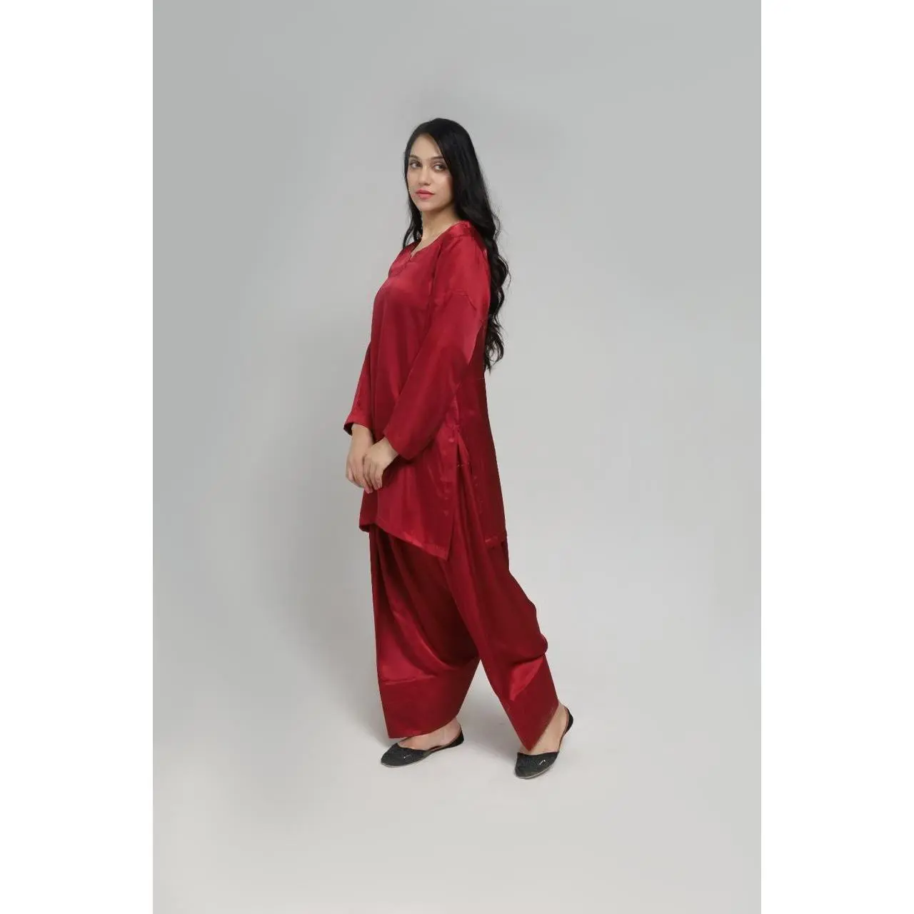 Raw Silk  3 piece ready to wear Farashi Shalwar with Organza Dupatta ( Trending and High demand)