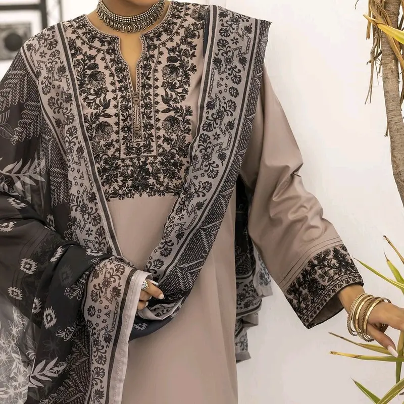 Brown 3pc embroidered chiffon lawn dresses with Printed Dupatta Cotton Embroidery Womenswear 3