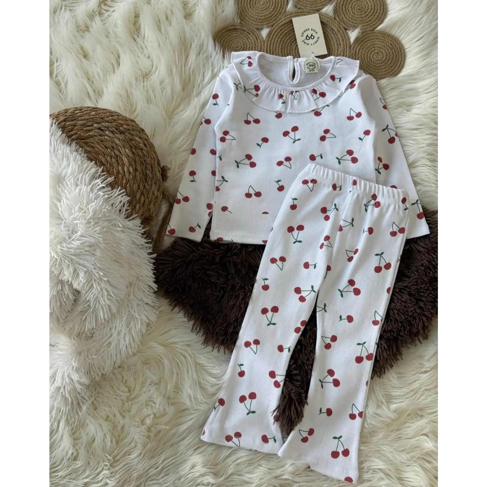 Cherry 2 piece flare set