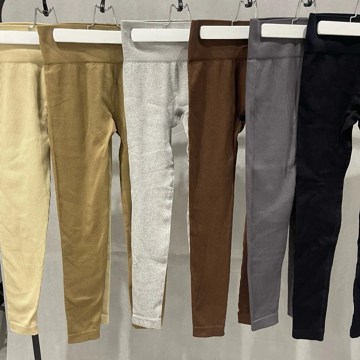 Ribbed Sculpting Leggings