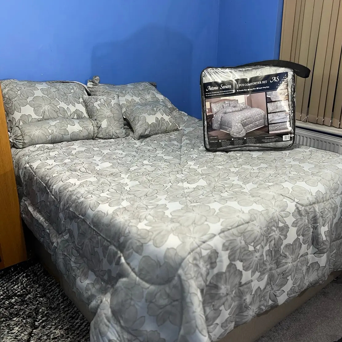 Modern 7 Pcs Bedspread/Comforter Set including (valance sheet, pillow covers, bedspread, cushions), washable, Soft and Opulent set, available in Double & King Size and in various Colours & Designs!!)