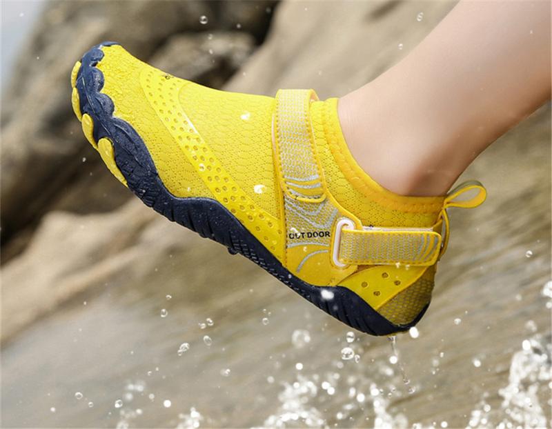 Product Introduction of Water Shoes Men Women Beach Aqua Shoes Quick Dry Children Barefoot Upstream Hiking Parent-Child Wading Sneakers Swimming Shoes 2