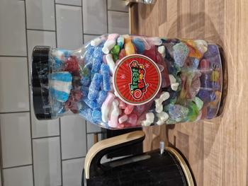 Product Review of TreatBros Customisable 4.5 Litre Jar, Sweets & Chocolate, ideal Christmas gift! from j**n 0