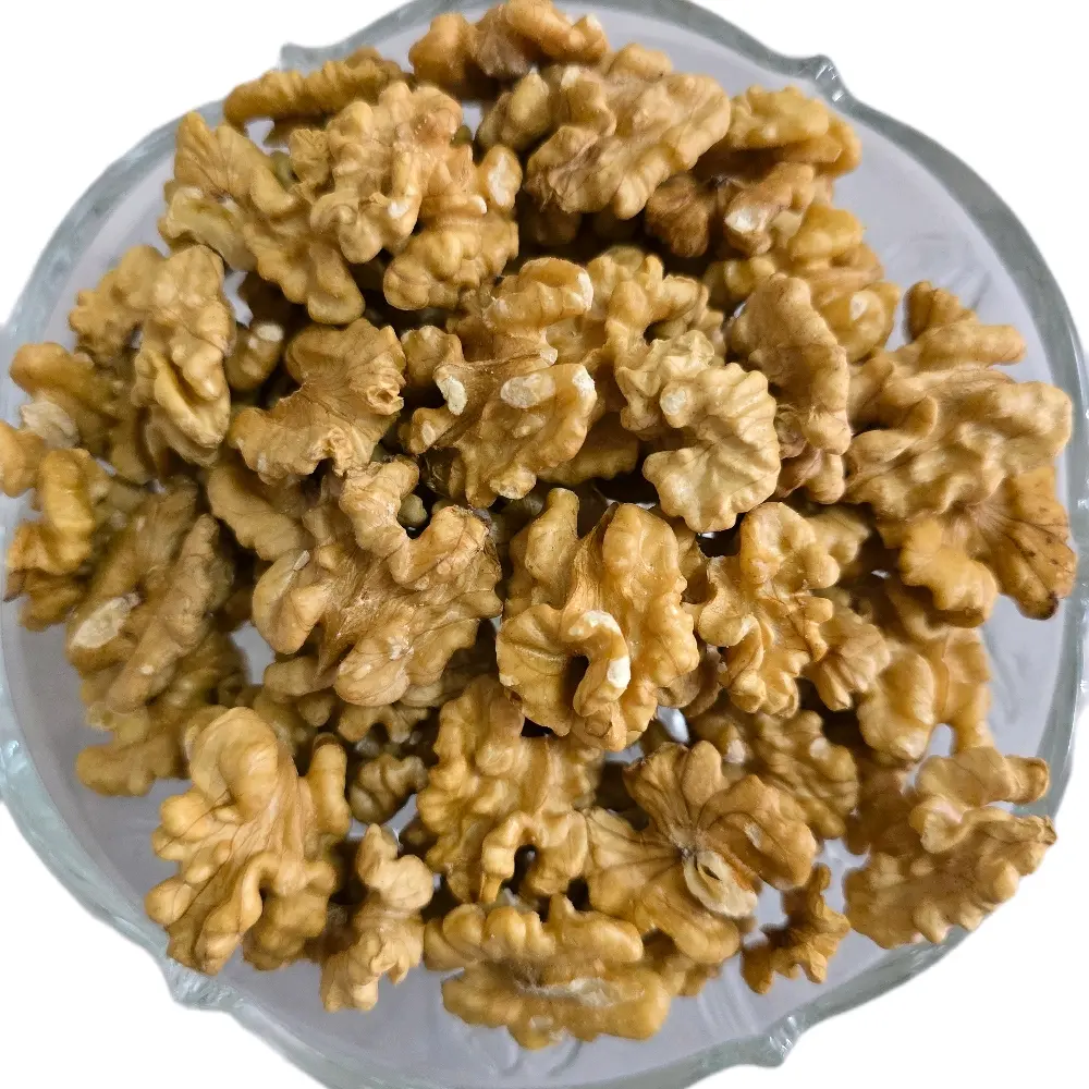 Walnut Hand Cracked.    Snack for a Healthy Lifestyle Protein Fiber
