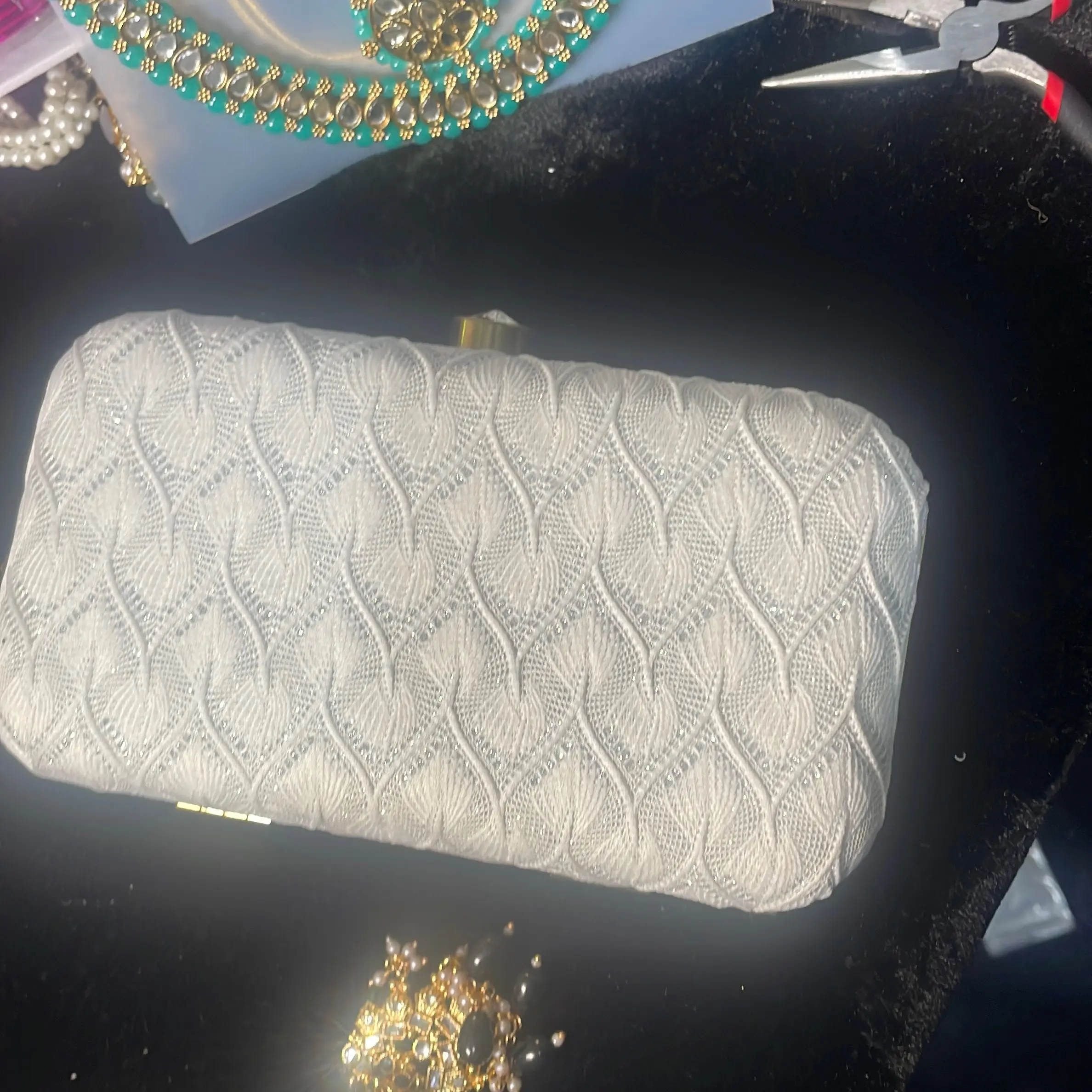Clutches WORK ON BOTH SIDES