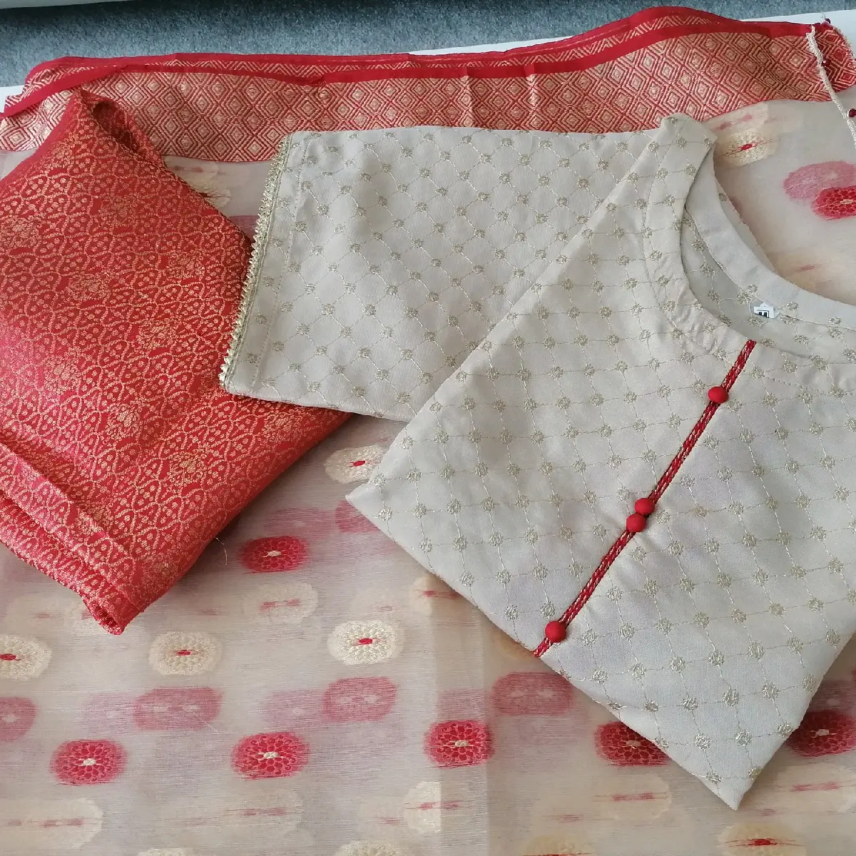 Readymade shalwar kameez