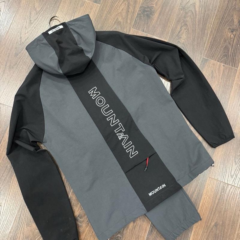 Men’s hooded Slim Fit Tracksuit with cargo bottoms 1