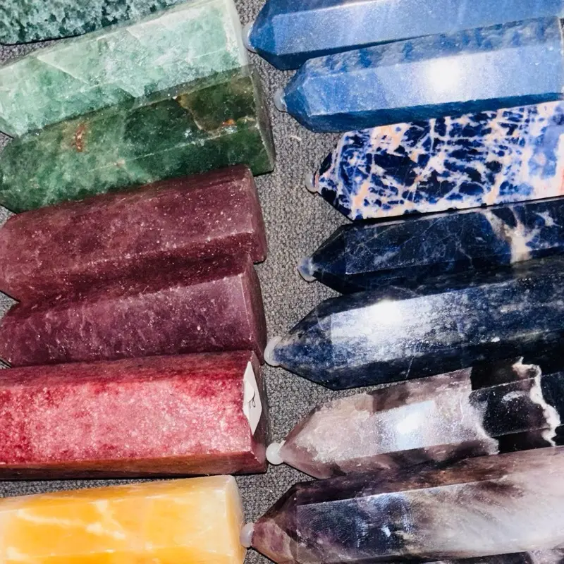 Beautiful natural crystal towers in a verity of sizes and materials 0