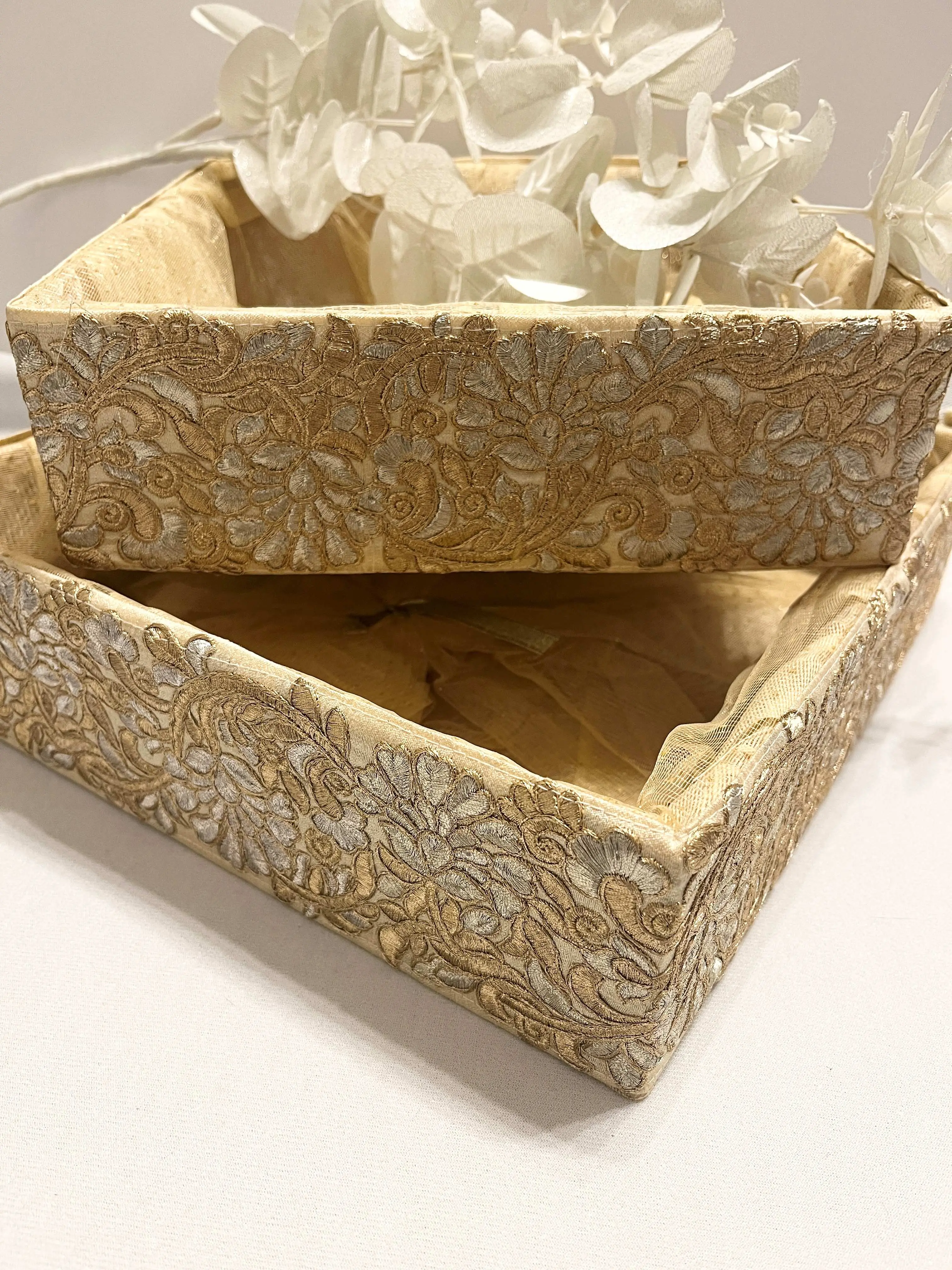 2 Set Gold Net Gift Hamper Basket,Wedding Tray,Henna Cones Tray,Indian wedding Decor Mehndi Diwali Hamper, Colorful Basket Indian Tray