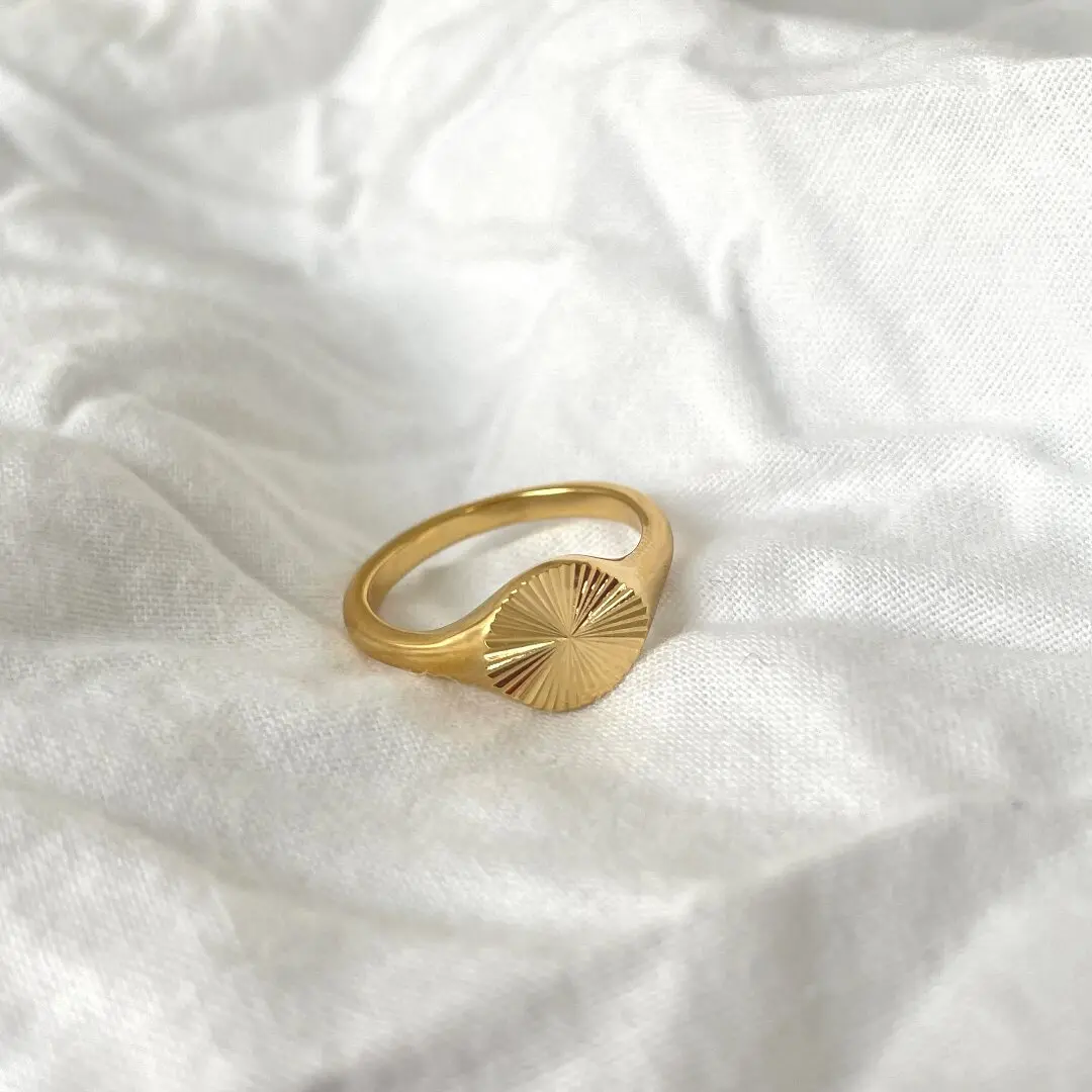 18k Gold Plated Signet Sunburst Ring, Minimalist Dainty Rays Ring, Texture Circle Ring, Wave Rings For Women, Signet Chunky Dome Ring