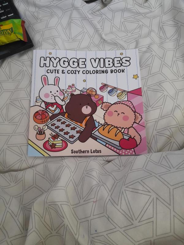 Hygge Vibes: Coloring Book for Adults and Kids with Cute and Easy Designs of Adorable Animals and Cozy Scenes, Bold and Simple Drawings for Relaxation and Stress Free 2