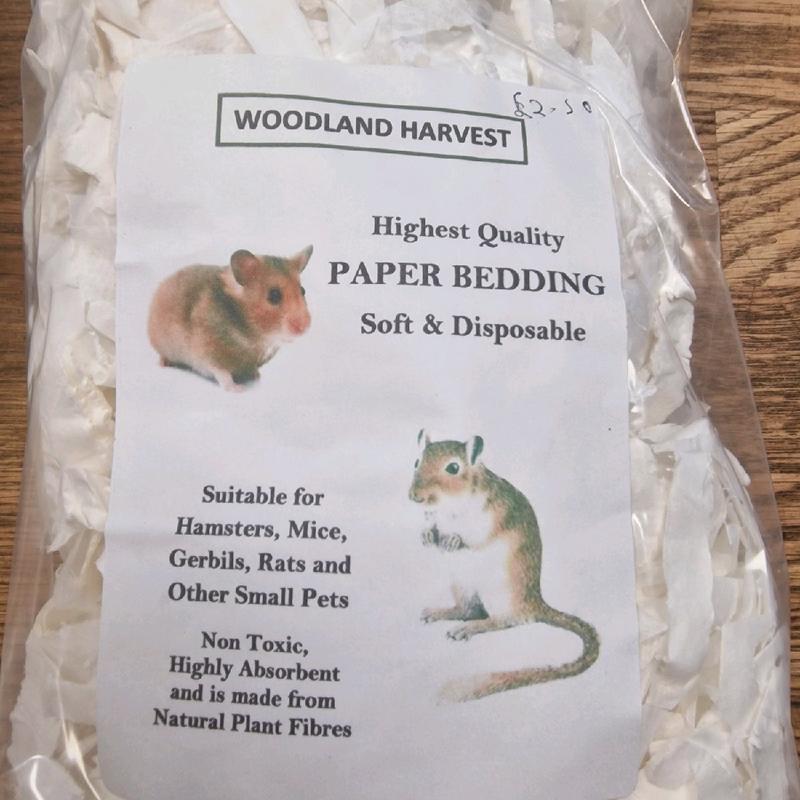 Woodland Harvest Paper Pet Bedding - Soft and Absorbent 2