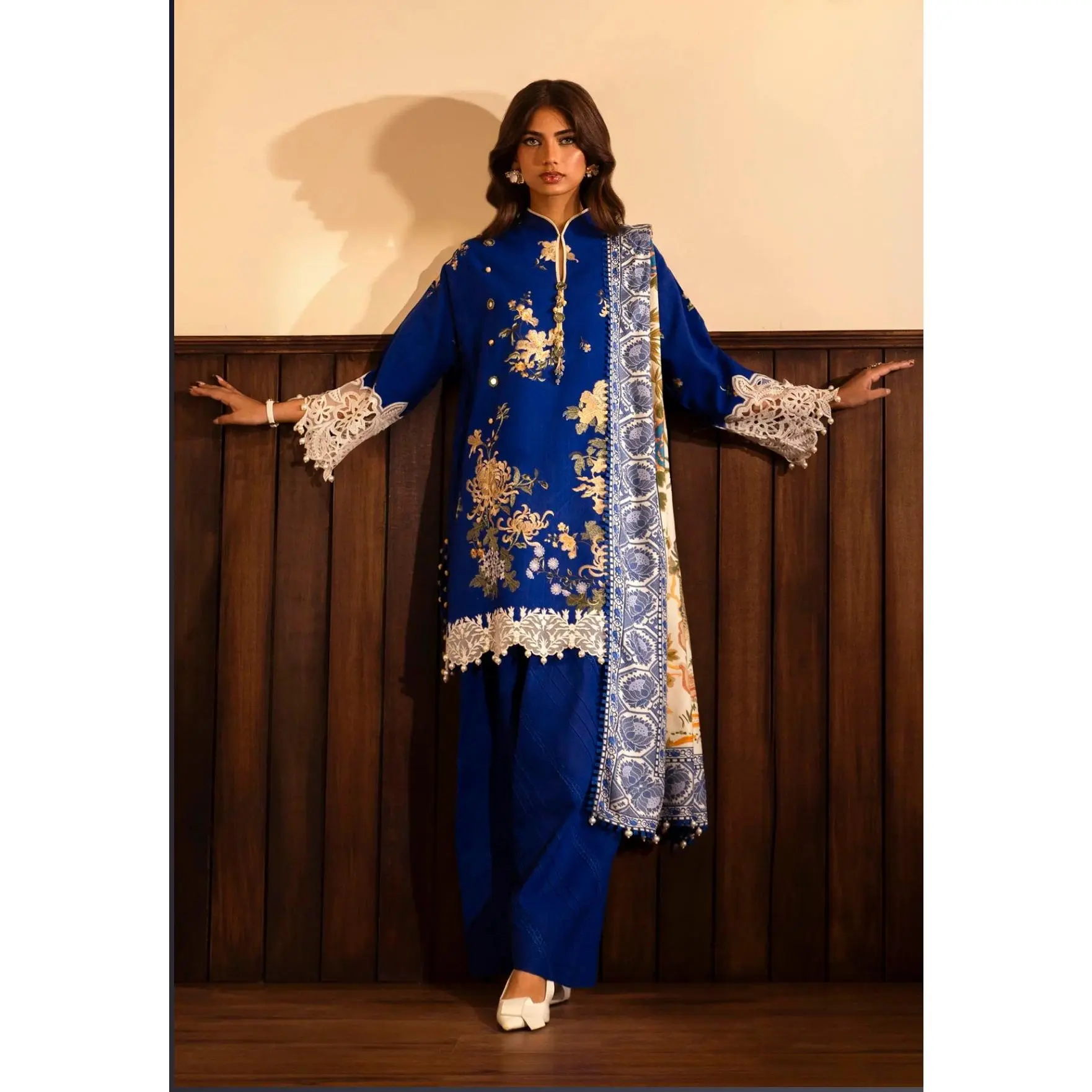 SANA SAFINAZ embroidered khaddar with printed Shawl