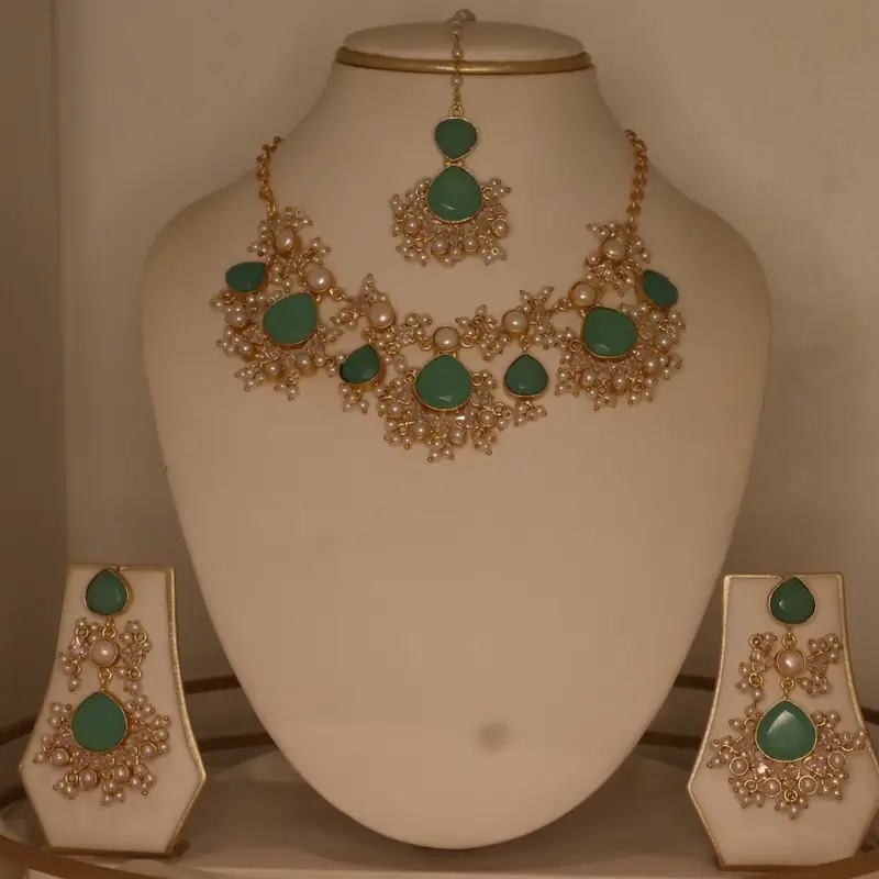 Stone & Pearl Pakistani/Indian Jewellery set 2
