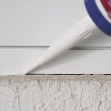 PC Cox Easiflow is used by the sealant applicator professionals, and due to its low cost and robust build, it is ideal for anyone thinking about doing DIY. 2