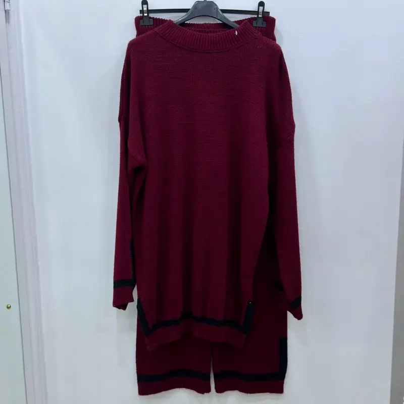 Women's Knit Co-ord with contrasting Stripe Design - Loose Fit 8