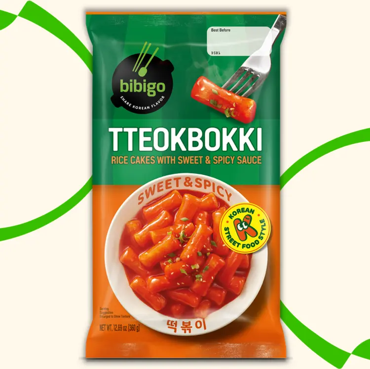 bibigo SWEET & Spicy Tteokbokki Rice Cake Pouch 360g- Traditional Korean Street Food, Instant Savoury Snacks Meal Topokki toppoki