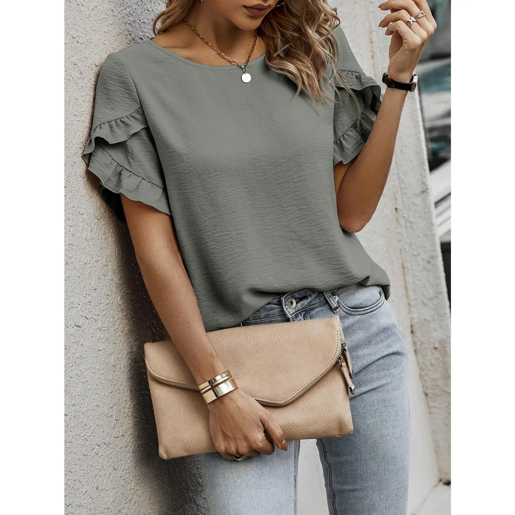 EMERY ROSE Women's Round Neck Blouse With Puff Sleeves
