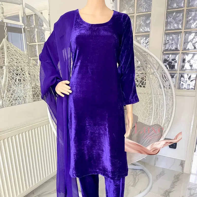 Velvet suit 2