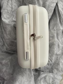 Product Review of [MissLulu Bags] Wave Design Lightweight Polypropylene Hard Shell 14'' Vanity Case (5 Colours) from C**🌈 1