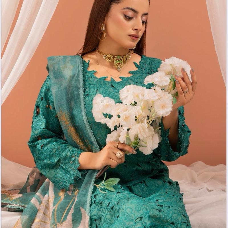 Rangrasiya Inspired Collection by Simran’s New Eid Collection for ladies 2