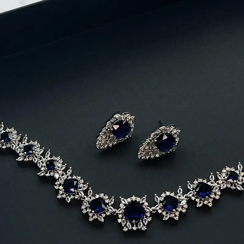 IYÁNA Collection- DAPHNE - Two Piece Jewellery Set 3