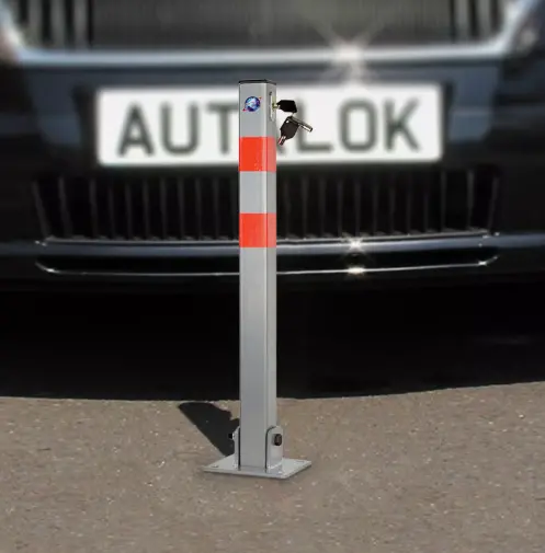 LOCKABLE PARKING BARRIER FOLDING CAR PARK BOLLARD SECURITY DRIVEWAY POST 3 KEYS 2