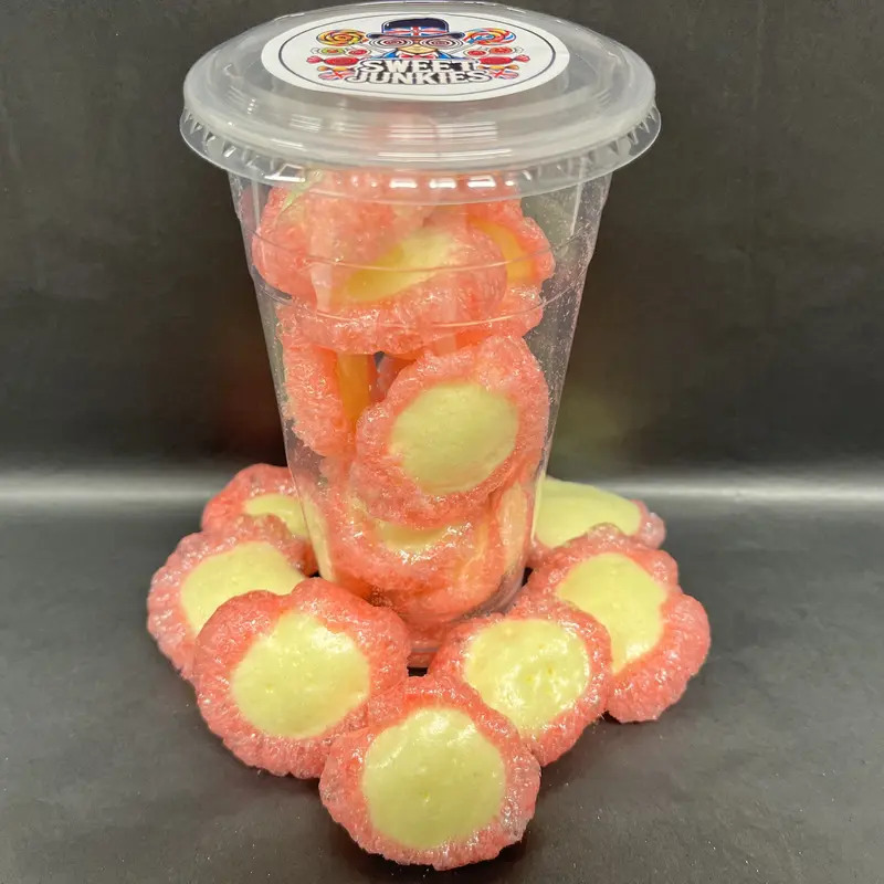 Choose from our very own freeze dried selection Freeze Dried Skittles, Freeze Dried Milky Way Freeze Dried Squashies Etc fantastic sweets and candy to snack on custom choice Bonbon Nata sweet candy bonbon freeze dried 1