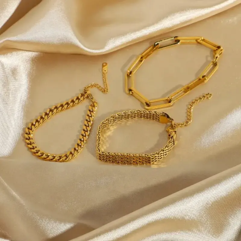 Paperclip Bracelet 3