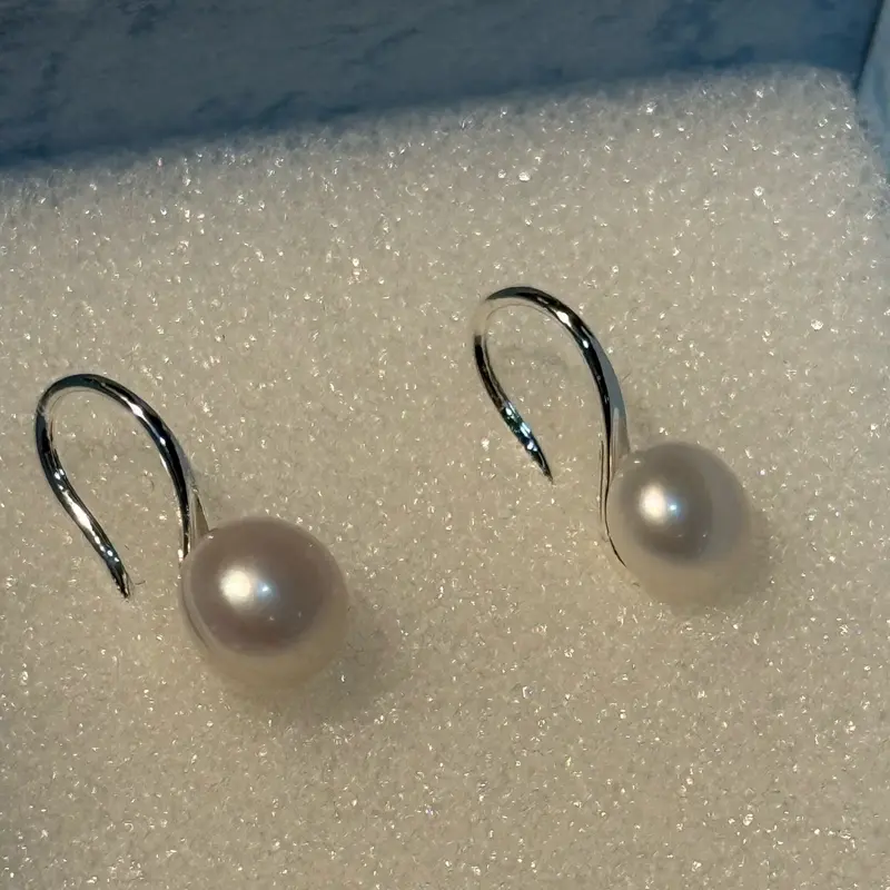 Pearl Drop Earrings - Perfect for Any Occasion 6