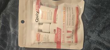 Product Review of Retinol Skin Care Kit, 8 Counts/12/14pcs Facial Cleanser & Toner & Serum & Eye Cream & Face Cream, Moisturizing Skin Care Kit for Women, Valentine's Day Gift from J**e R**d A**t 2