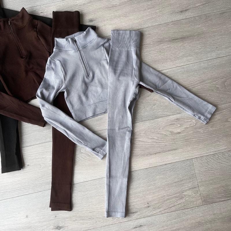 Carter quarter zip crop and legging set 4