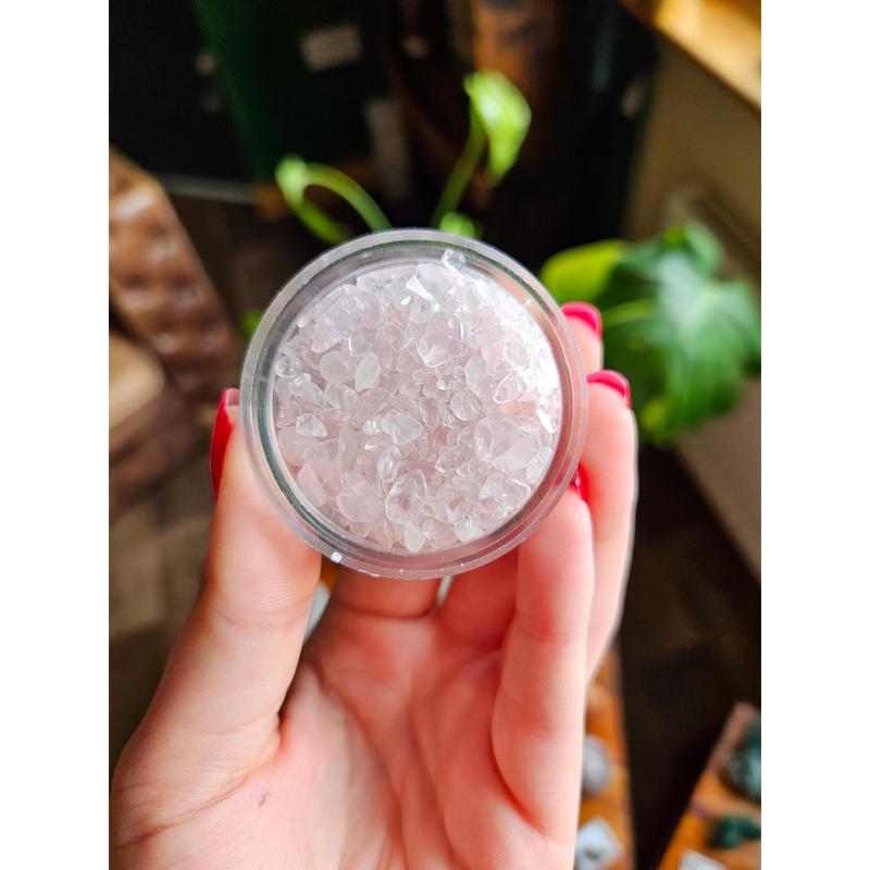 Rose Quartz chips - 50g pot 2
