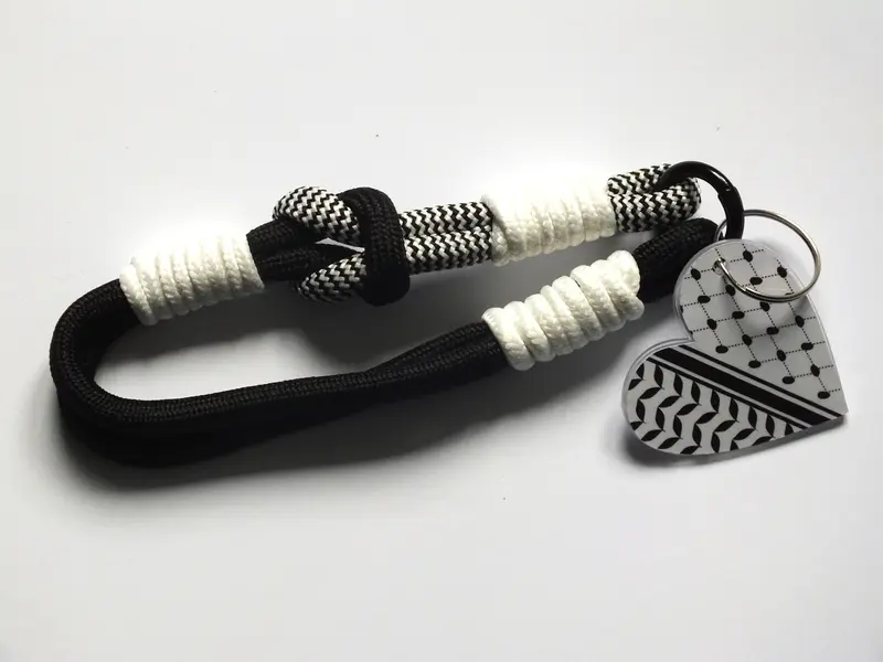 Shoelace Keyring Black White Keychain Love Heart Keyring Pink Glitter Heart Keychain Valentines Gift Anniversary Gifts Present for Girlfriend Present for Wife 2