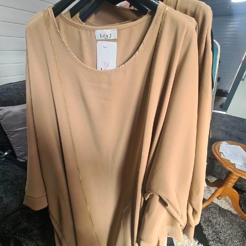 abaya Fancy modeswear arabian style abaya for muslim modestwear .2 pcs beautiful inner outer bagy batween style gown with gold finishing detail.made in france beautiful material . 3