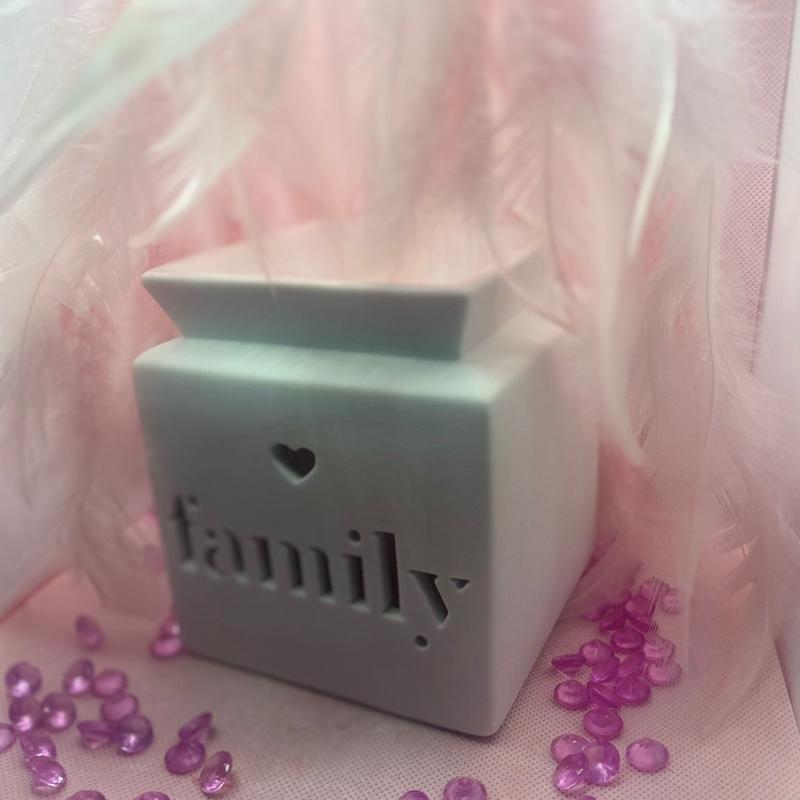 Family detailed wax burners 1