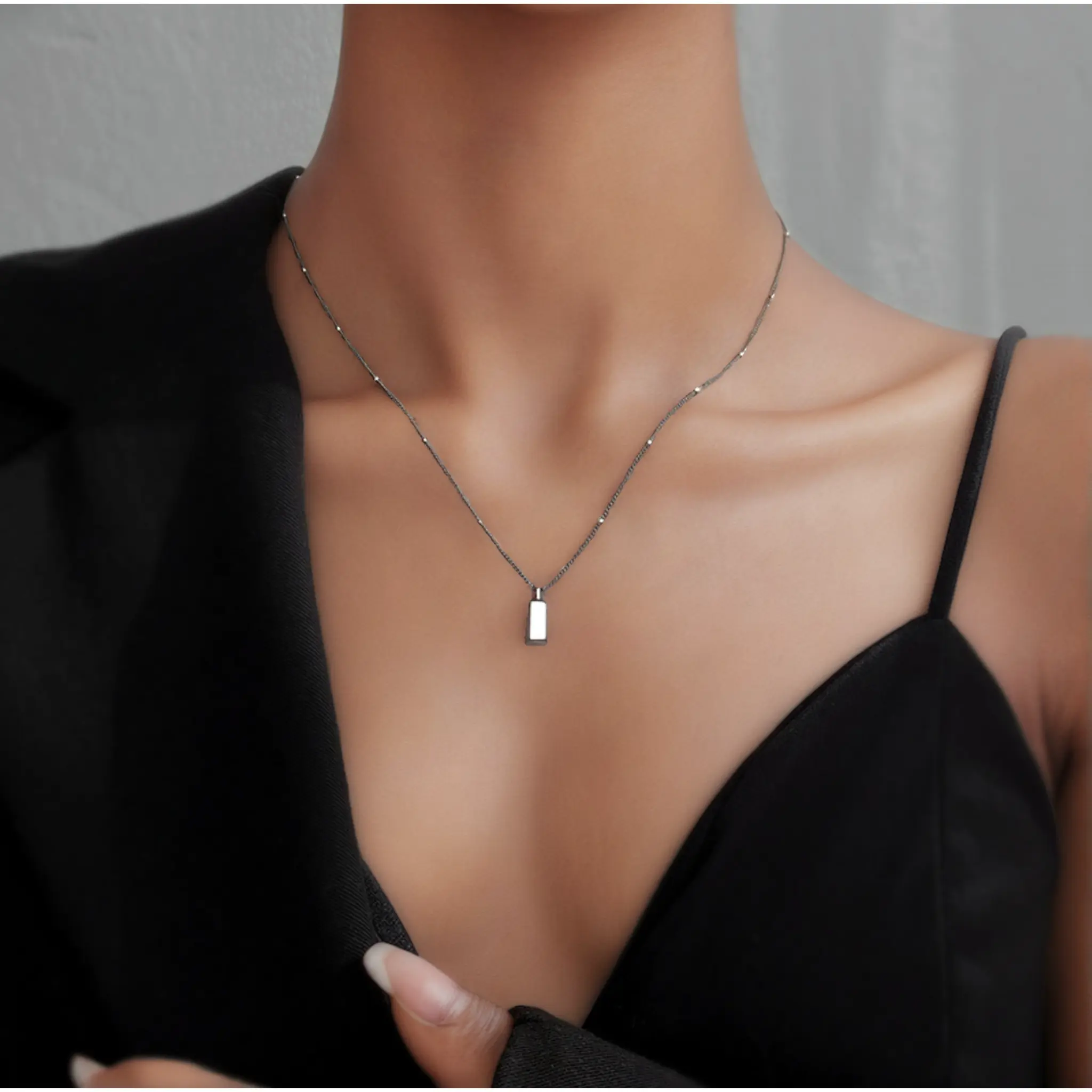 Minimalist Design Gold Bar Pendant Necklace