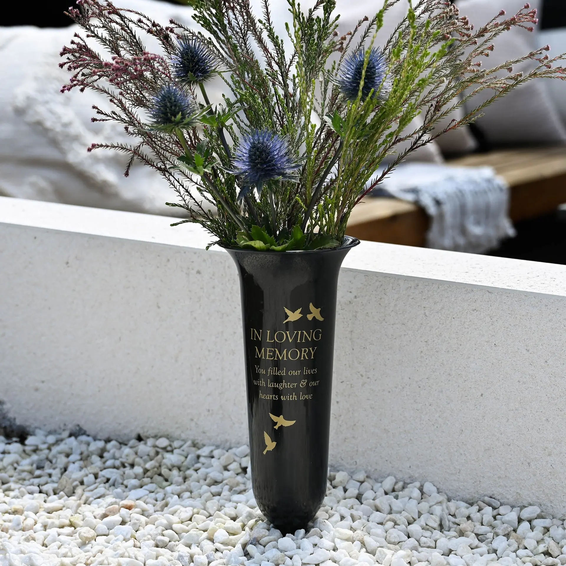 BLACK VASE - LOVING MEMORY