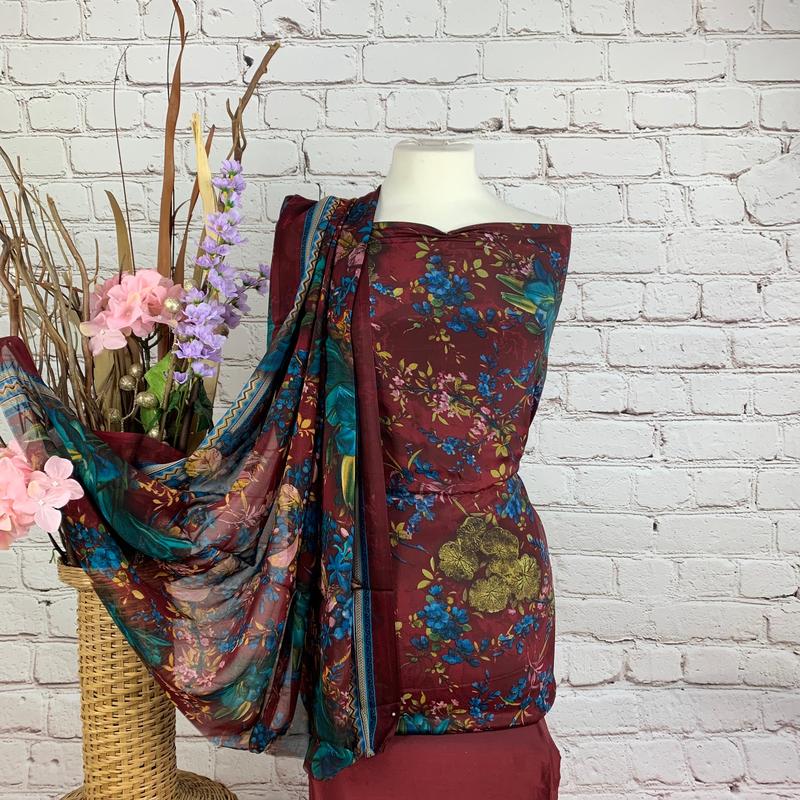 Floral Crepe Print Suit 4
