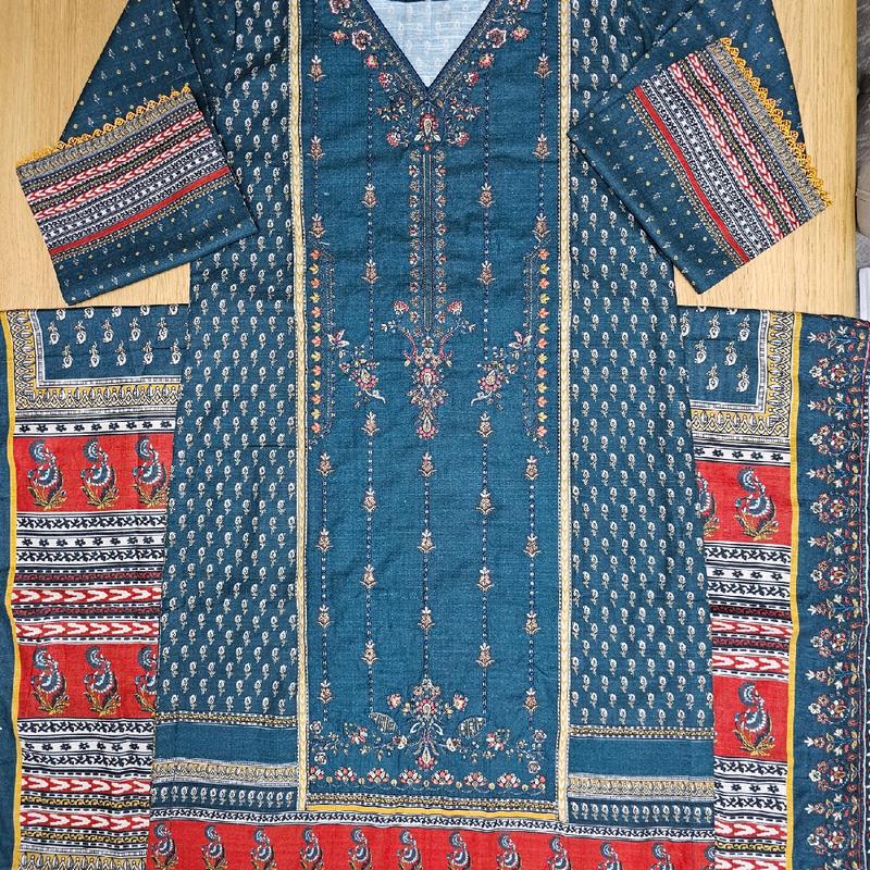 Bin saeed Embroidered Khaddar Collection With Embroidereddupatta (Small Medium Large XL XXL) 3