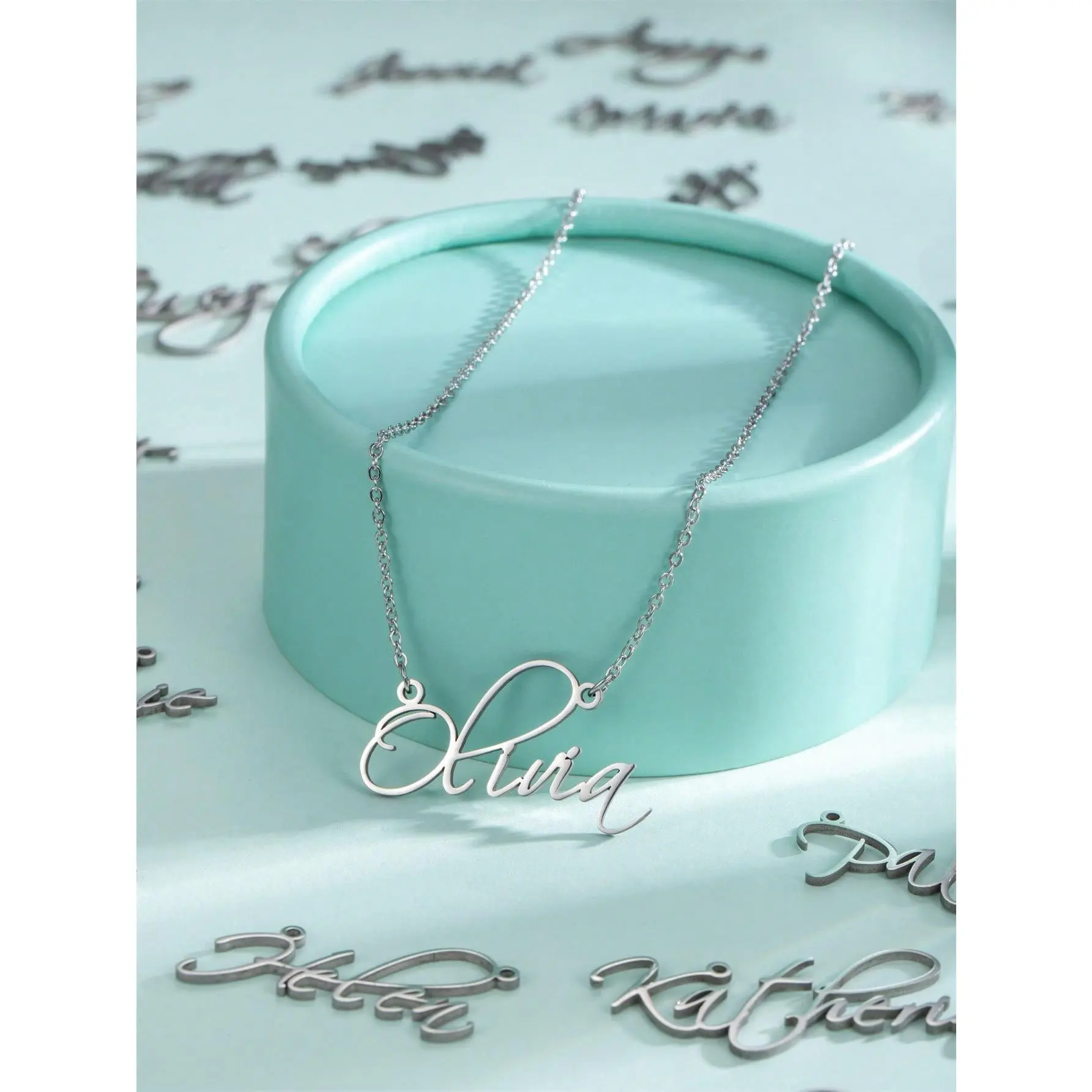 Customized Necklace Name Jewelry Necklace, Personalized Stainless Steel Laser Cut Name Necklace Name Straw Book Necklace Pendant Necklace Charm Women's Name Holiday Decoration Gift Girlfriend Gift (Only Support English Letter Necklace)