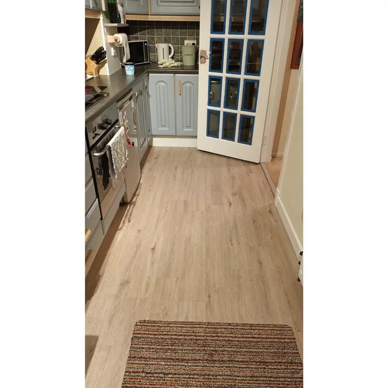 5m² Self Adhesive Floor Planks - Rustic Wood 6