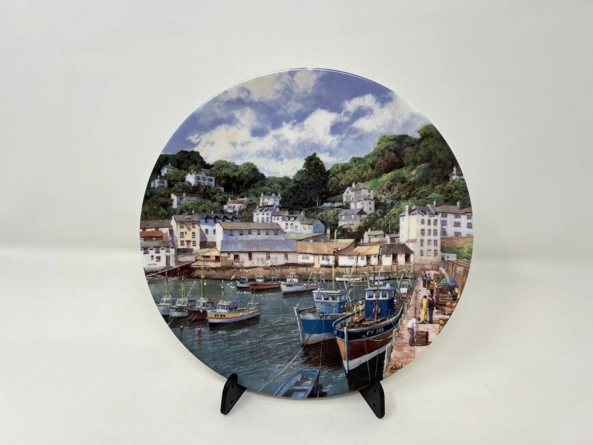 Danbury Mint -  Wedgwood Plates - Bone China Porcelain Collection Plate - Fishing Boats At Polperro - Safe Harbours Collection