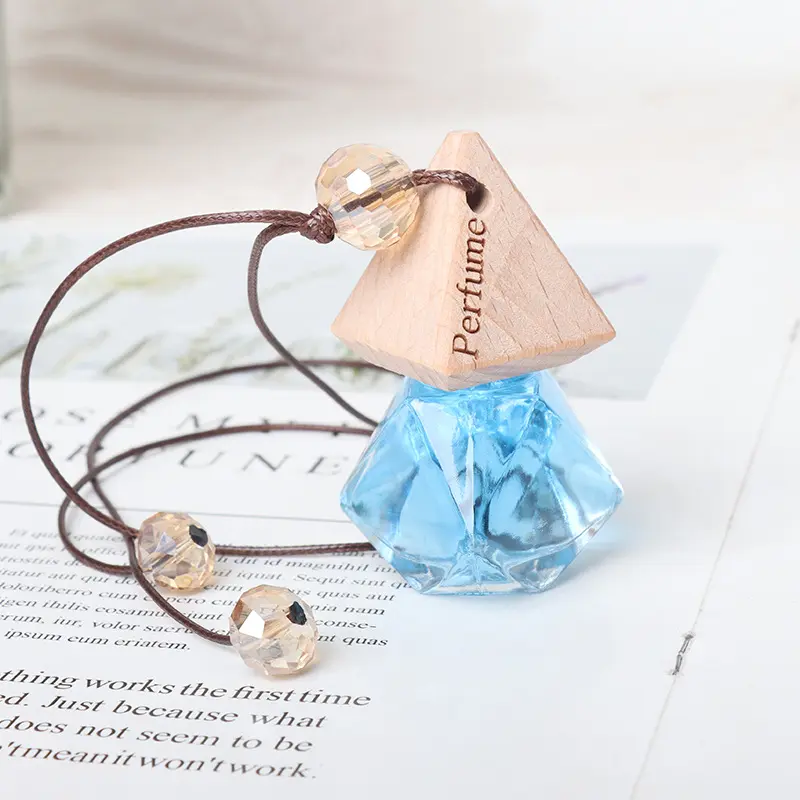 Car perfume and aromatherapy with crystal decoration, it's an ideal festival gift. It can be placed in the car, room or anywhere you want to fill with fragrance. The fragrance is soft and not pungent, and it's safe for mothers and babies. 3