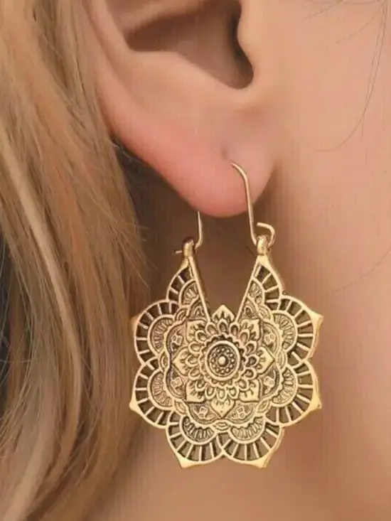 SilkFred Sun Star Vintage Ethnic Boho Earrings in Silver