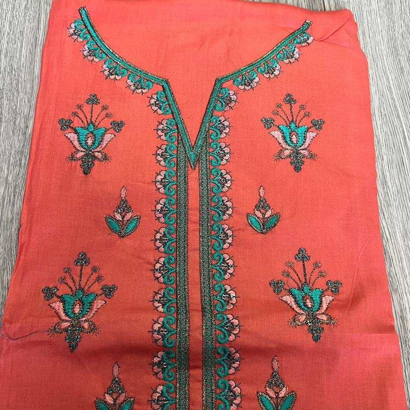 Embroidered lawn 3 piece. Lawn dupatta. Unstitched. Pakistani/Indian summer outfit. Casual. 3