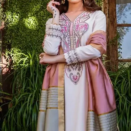 Asim Jofa Original - AJPE 39- Shirt  and Dupatta -Color: Cream Pink- Pakistani Dress Traditional Womenswear Clothing Embroidered Women Comfort Sleeve 4