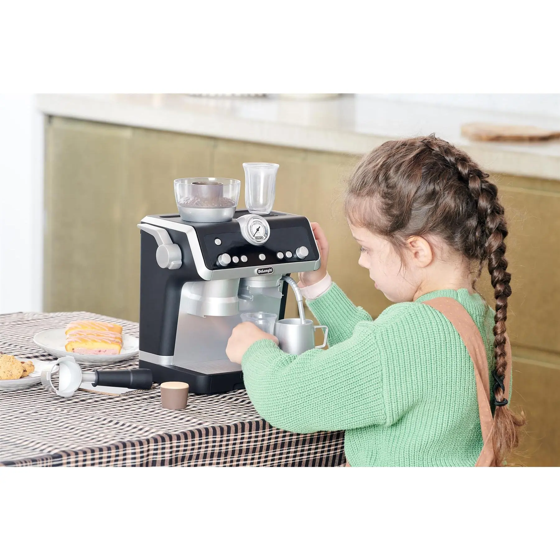 Toy Casdon DeLonghi LaSpecialista Coffee Machine
