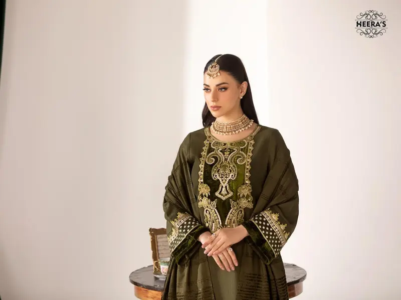 HEERA'S 3 PIECE SUIT DHANAK VELVET EMBROIDERED SUIT 3
