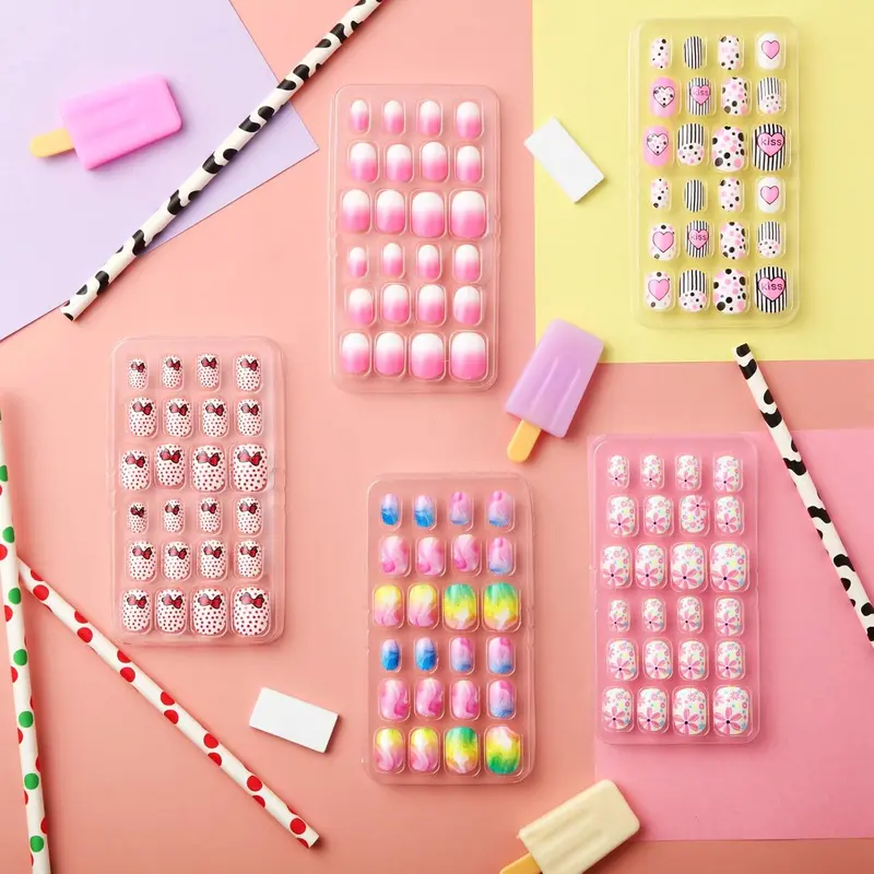 120 Pieces Kids Press on Nails Children Fake Nails Artificial Nail Tips Girls Full Cover Short False Fingernails for Girls Kids Nail Decoration (Sweet Pattern) 2